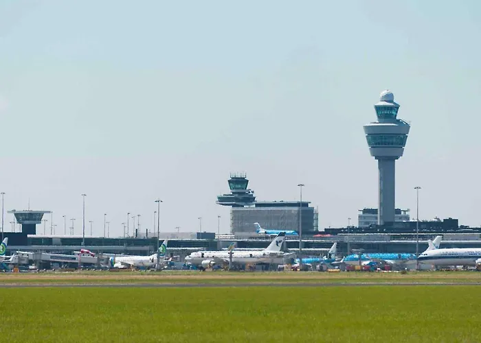 Mercure Centre Canal District