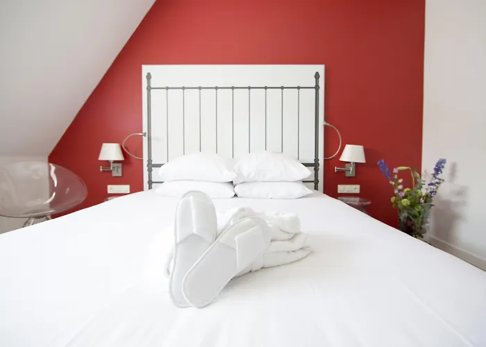 Mercure Centre Canal District Hotel