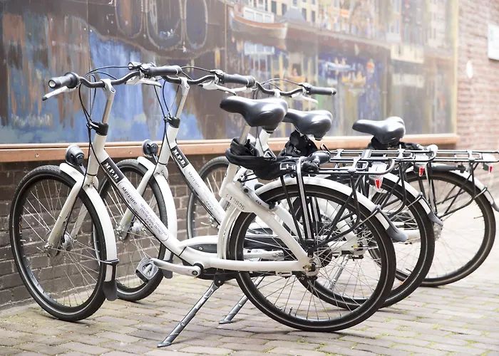 Mercure Centre Canal District Hotel