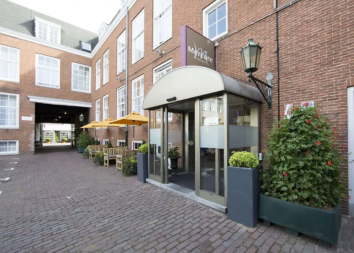 Mercure Centre Canal District Hotel 4*