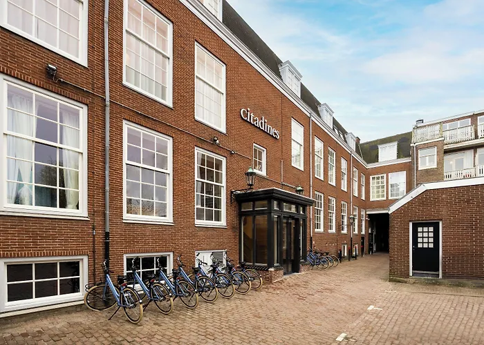 Mercure Centre Canal District 4*