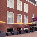 Отель Mercure Centre Canal District