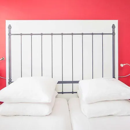 Mercure Centre Canal District