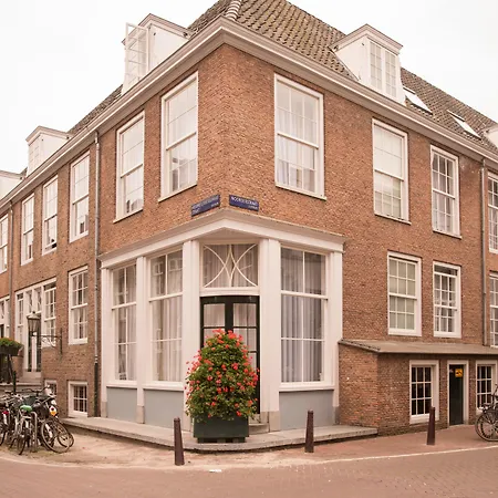 Mercure Centre Canal District Hotel