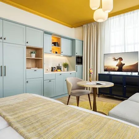 Mercure Centre Canal District Отель 4*