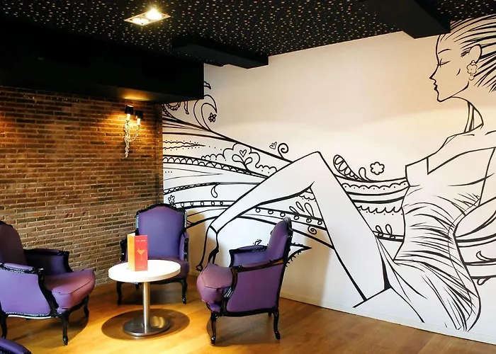 Mercure Centre Canal District 4*