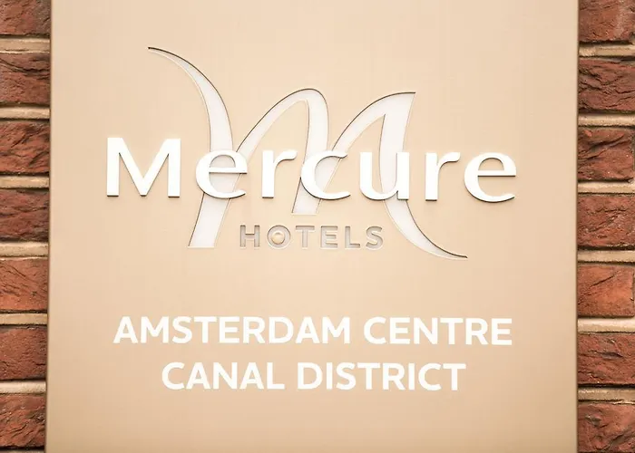 Hotel Mercure Centre Canal District 4*