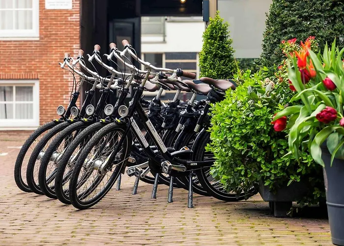 Mercure Centre Canal District Hotel 4*