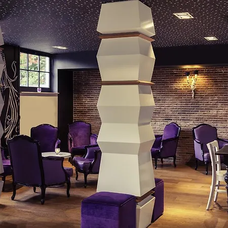 Mercure Centre Canal District Hotel 4*